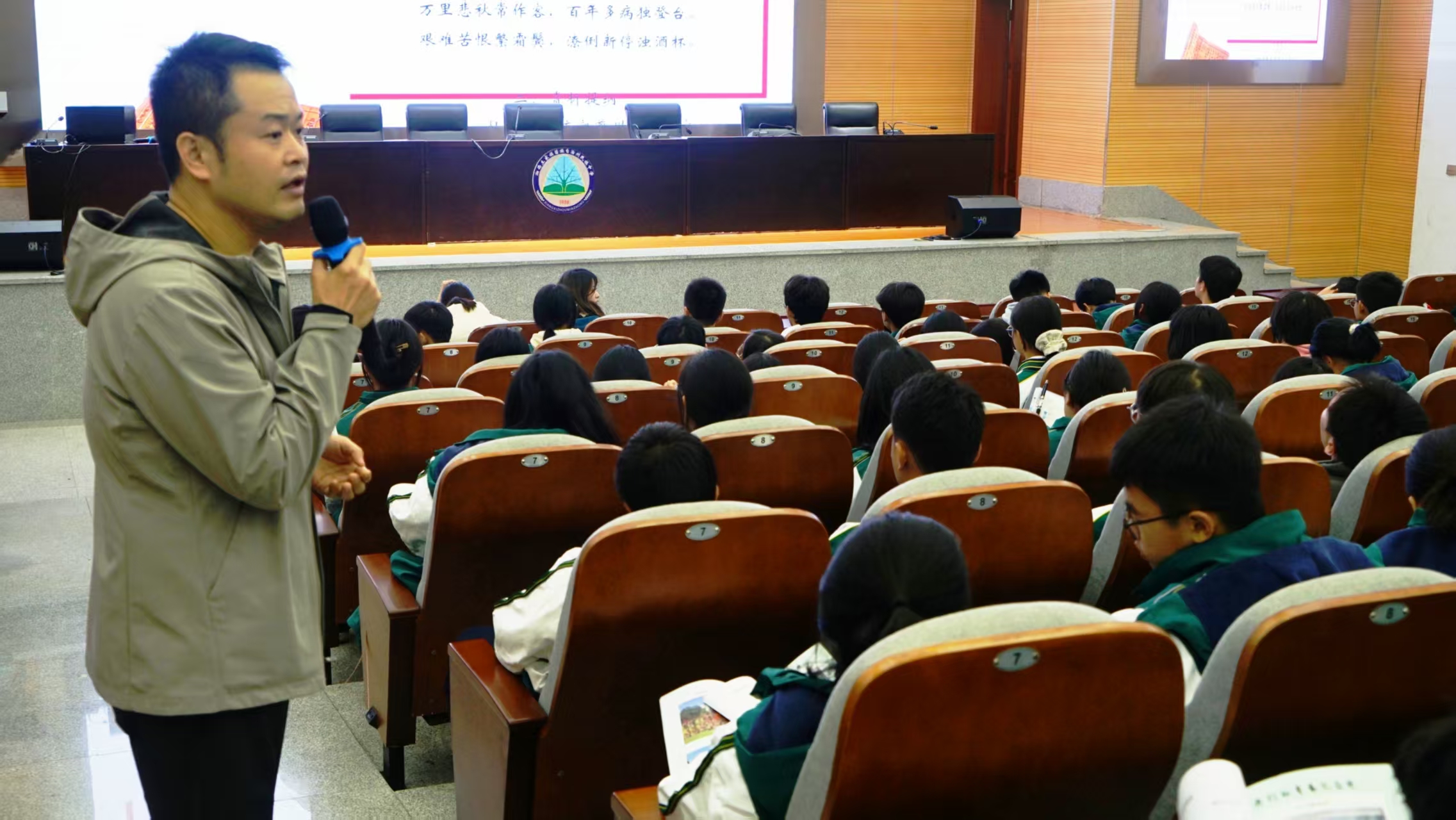 1763543686323065.jpg 86caef0ec3d6aeabd7518447c17ec94a.jpg